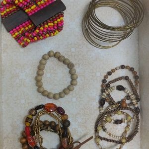 Bracelet lot